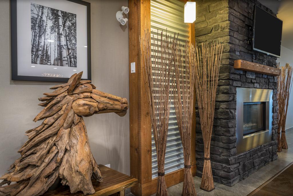Timber Ridge Inn And Suites Fox Creek 외부 사진