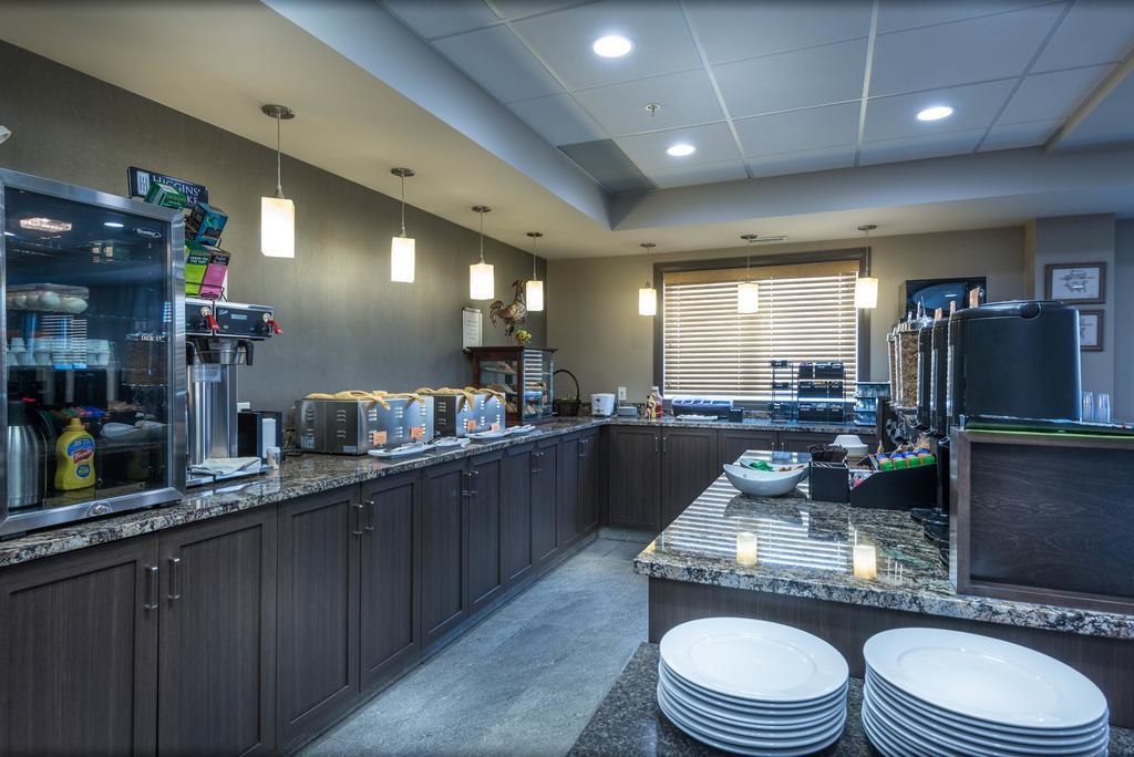 Timber Ridge Inn And Suites Fox Creek 외부 사진