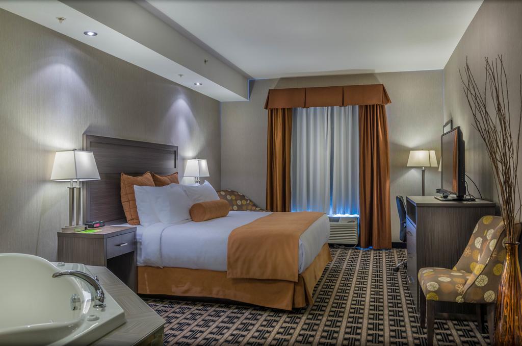 Timber Ridge Inn And Suites Fox Creek 객실 사진